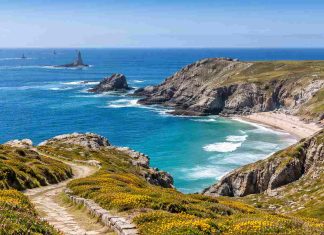 Webcam baie des trépassés : images live et secrets d’un lieu mythique webcam baie des trépassés