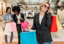 Centre commercail Bordeaux Escalator : comment préparer une sortie réussie ?