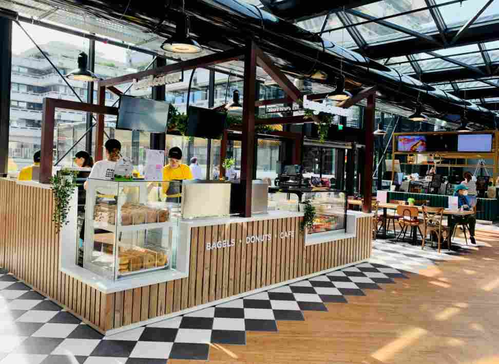 centre commercail bordeaux escalator - gastronomie